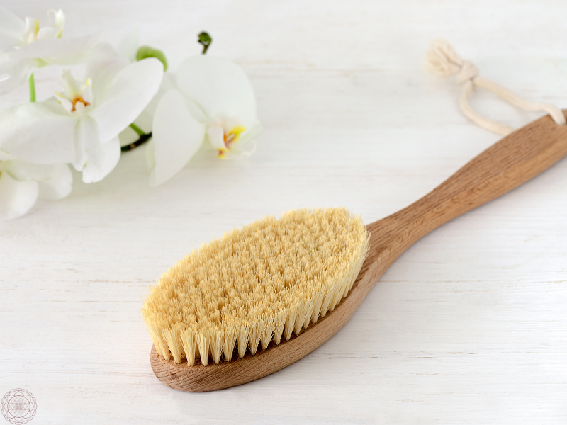 dry brushing for lymphatic drainage