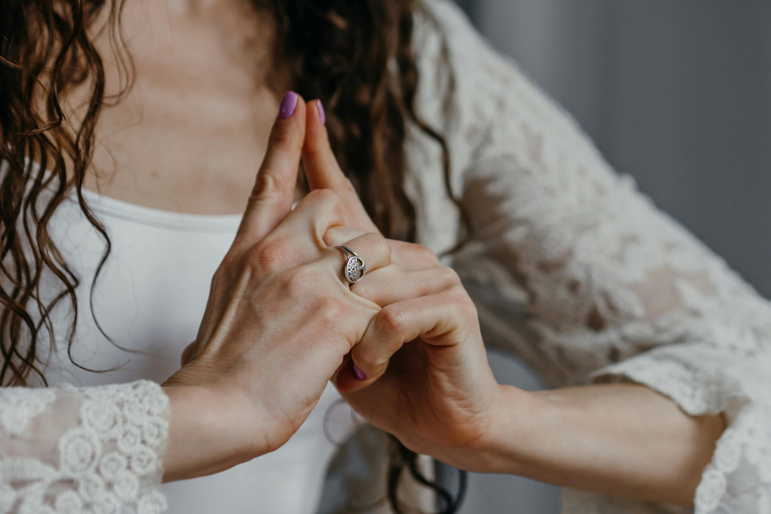 Throat Chakra Mudras